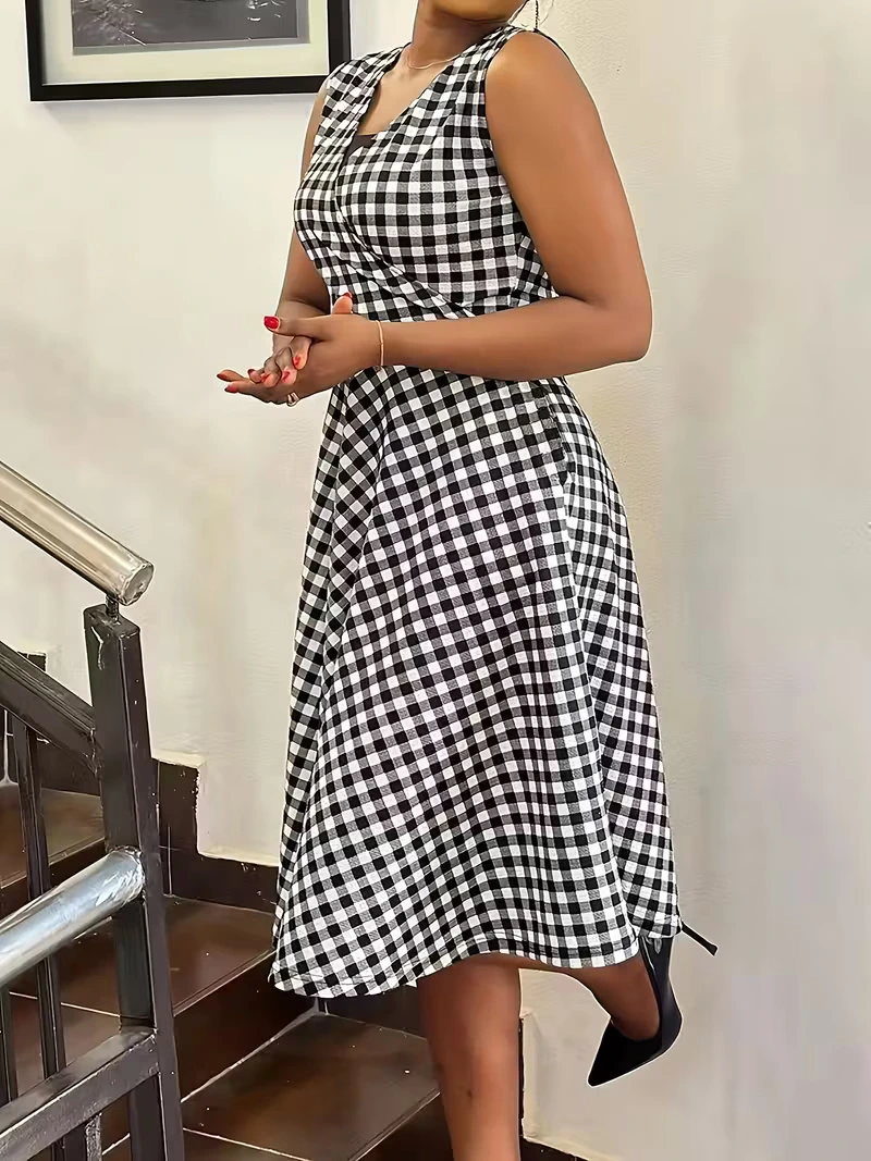 Plaid Pattern V Neck Dress, Vacation Style Sleeveless Dress For Spring & Summer, Women's Clothing